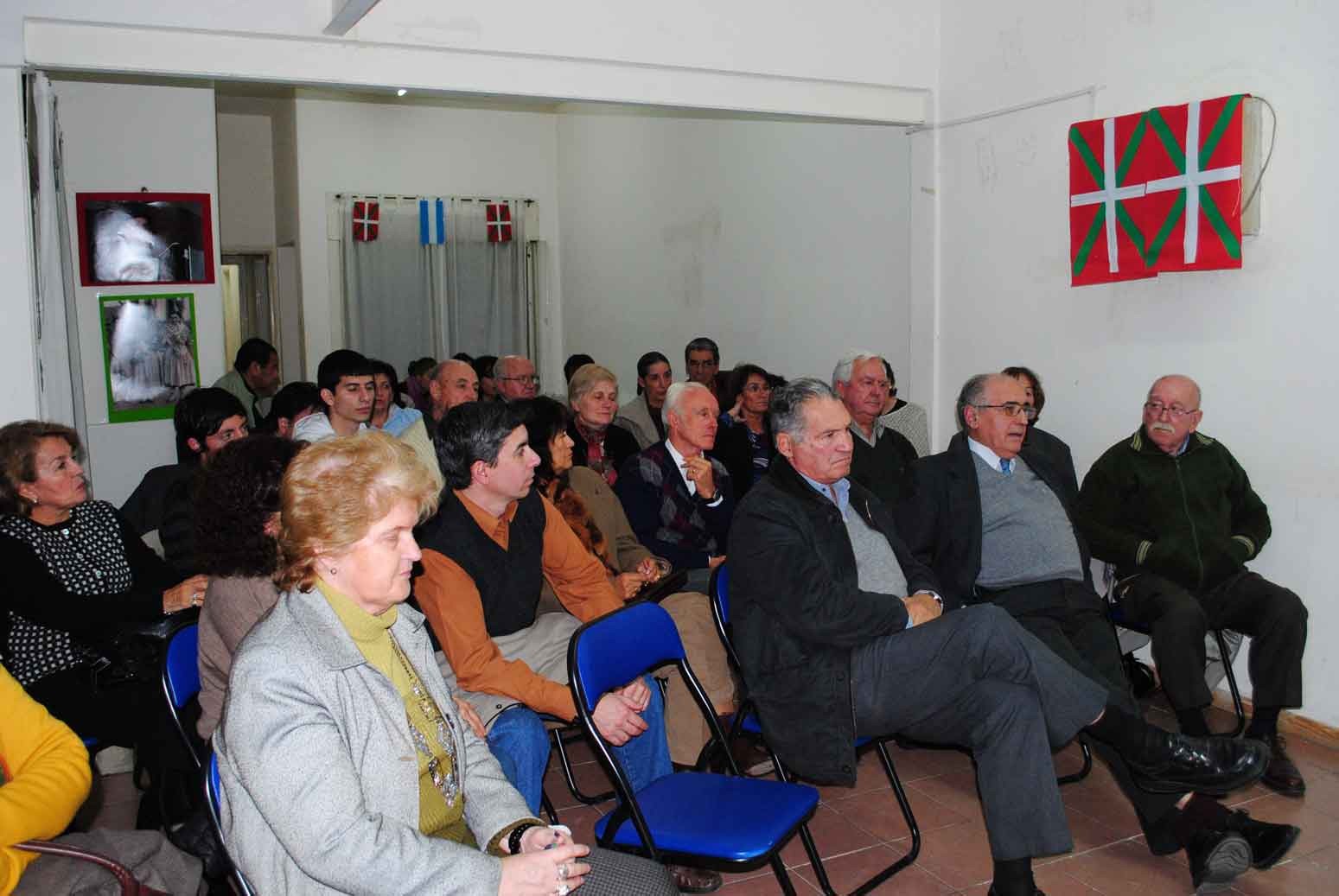 Conferencias Bicentenario en Gure Txokoa 2